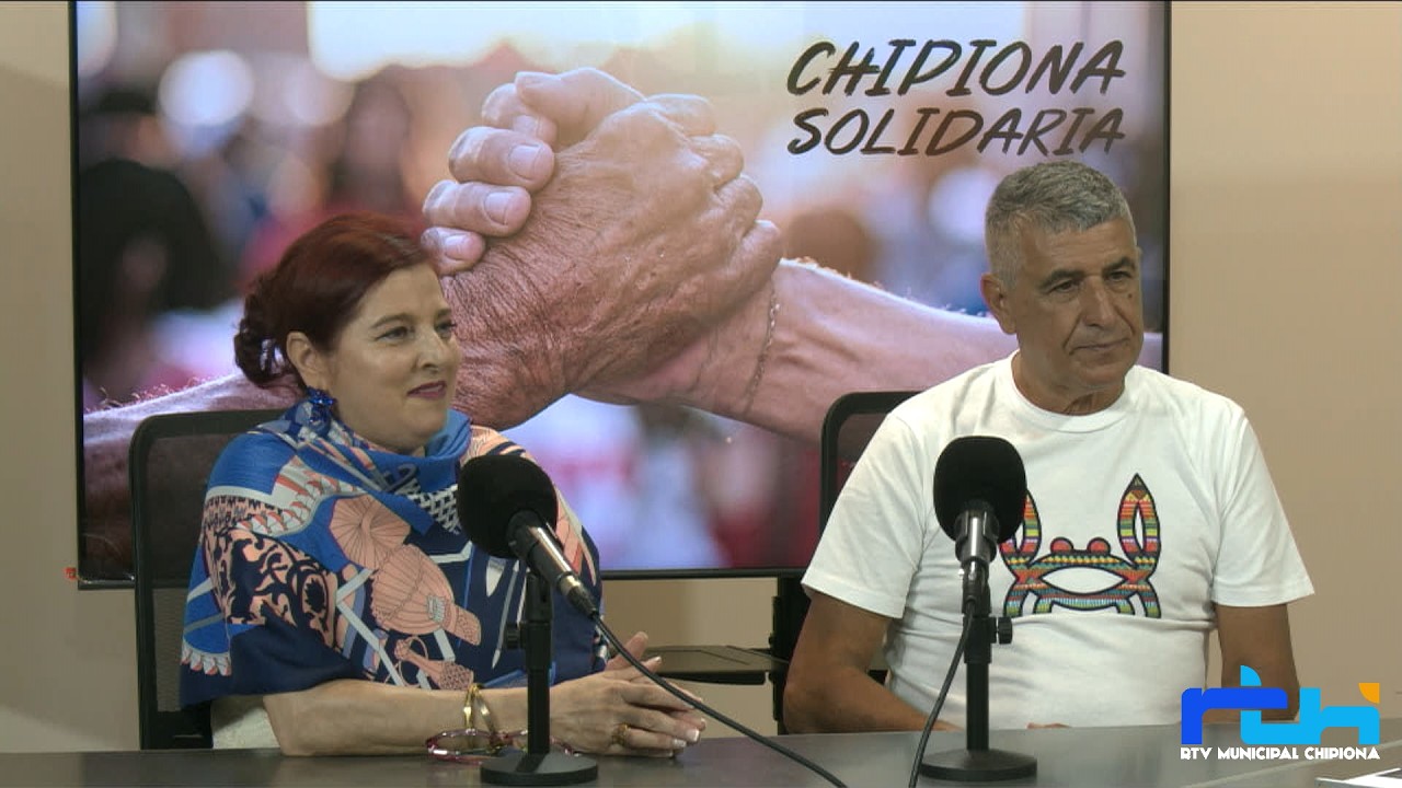 Chipiona Solidaria. Con Manuel Herrera y Paqui La Caracola.