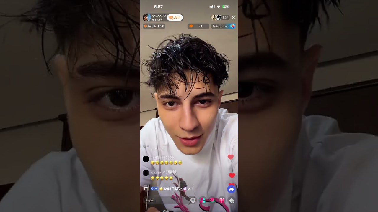 لايف سافاش ❤️‍🔥#savman #live #manalezzahraouy #اكسبلور #savaşbozkaya #منال #keşfet 