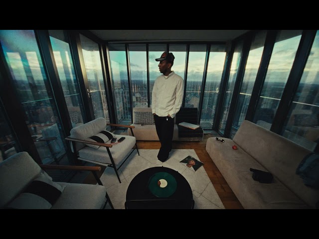 CLOSERNEW!Samm Henshaw