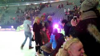 &quot;Snow King&quot; last show 07.01.2015 - bow, circle, cast shooting, Plushenko with fans
