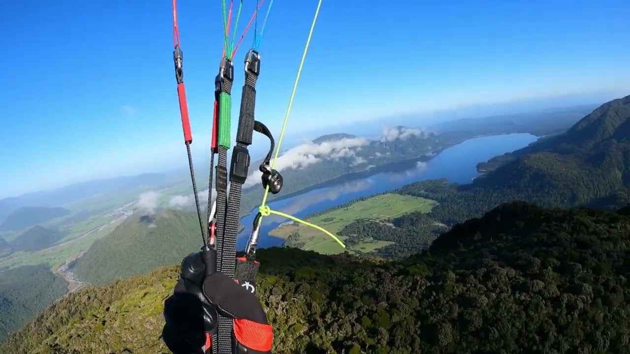 Mt Brown Paragliding