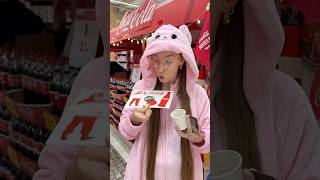 Quand il y a une animation Coca cola -3 #humour #cocacola