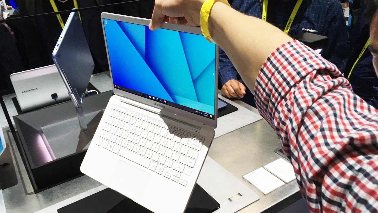 Суперлегкий ноутбук Samsung 9 серия на выставке CES