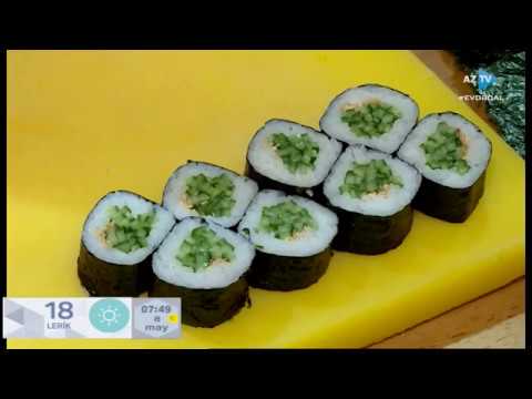 Get the recipe: https://tasty.co/recipe/crunchy-california-roll-sushi-bowl Check us out on Facebook!. 