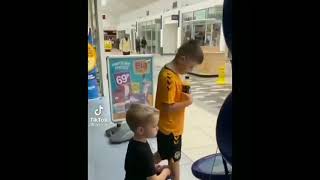 THEY LOVE FOOTBALL | VINE 131