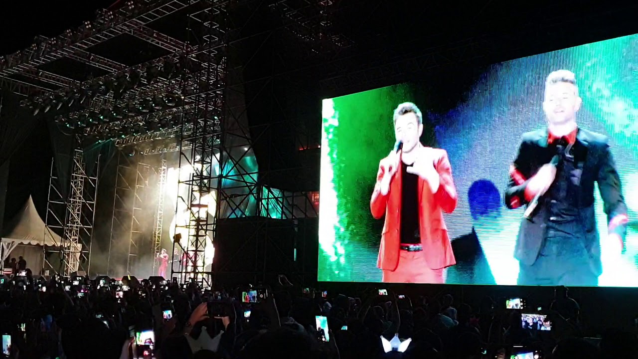 If I Let You Go - Westlife Live Concert 2019 at Borobudur Magelang Indonesia