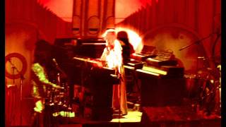 Watch Rick Wakeman Homage To The Doctor video