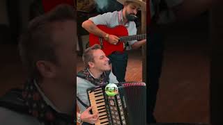 @os4gauderios Confira nas plataformas de streaming;Andejo - @os4gauderios