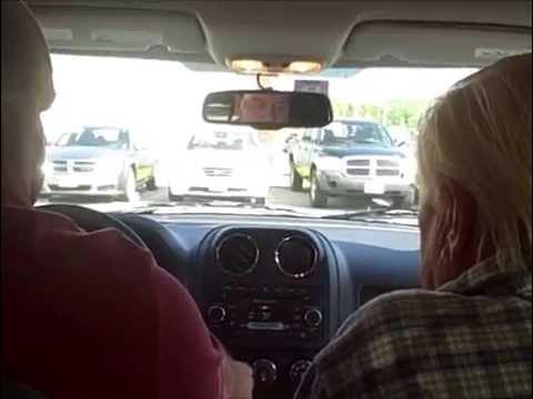 The autostick feature of the 2014 Jeep Patriot | Midstate Chrysler
