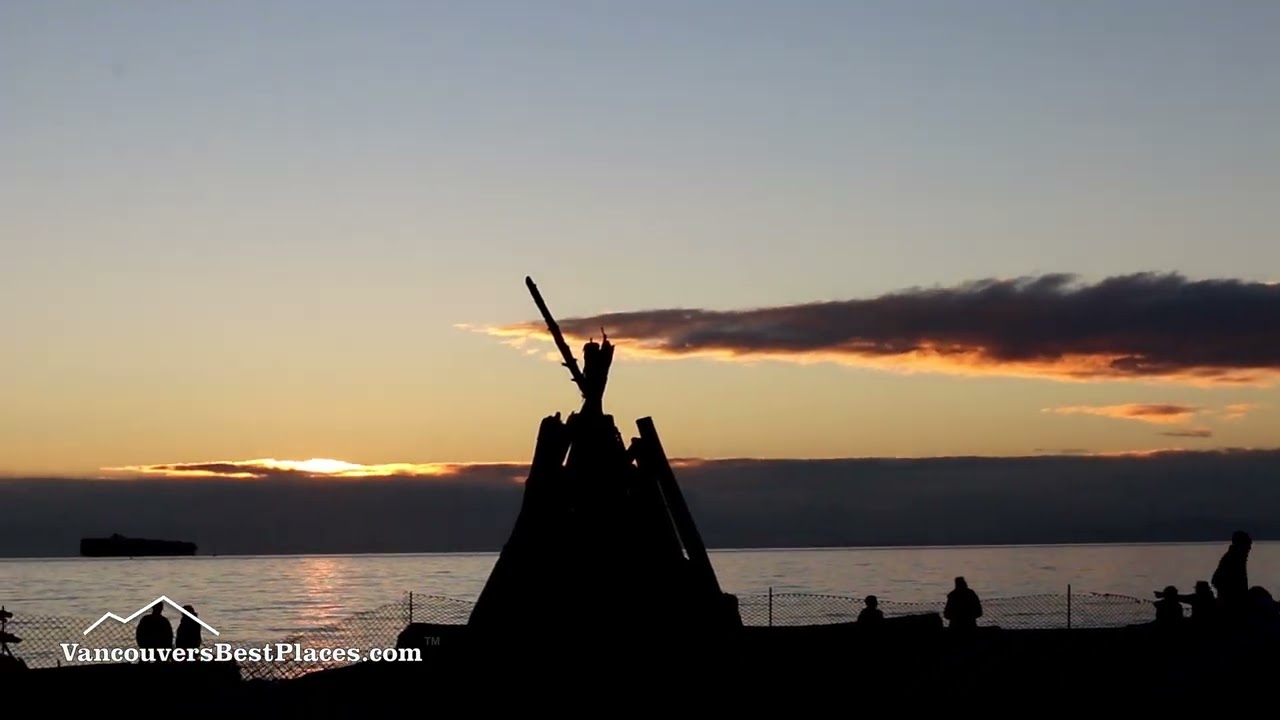 Wassail & Bonfire Night at the Dundarave Festival of Lights