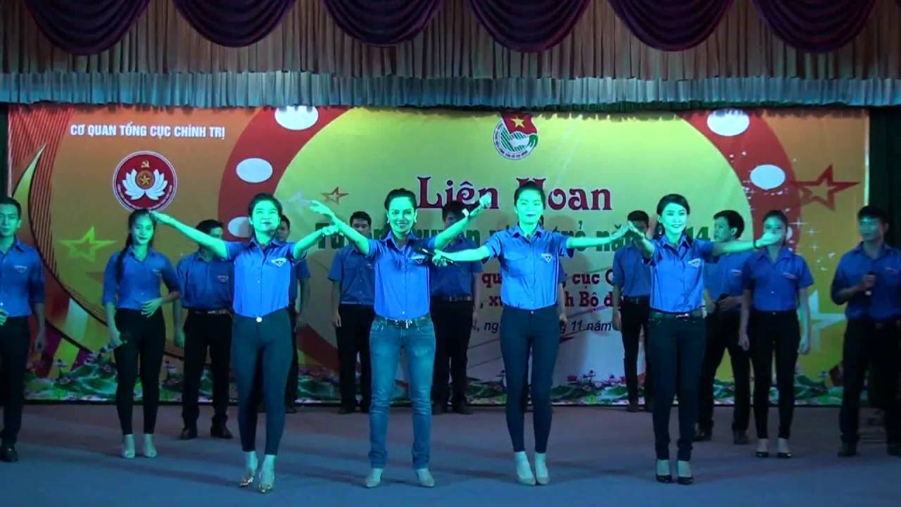 Rạng rỡ Việt Nam -Tốp ca SV Trường VHNT Quân đội cơ sở 2
