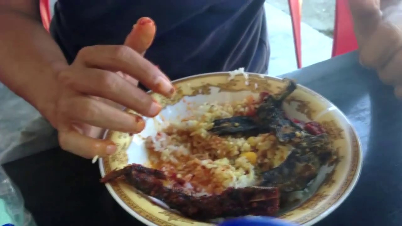 Makan Siang Spesial Eungkot Limbek | Ikan Lele Lokal Hasil Tangkap Khas