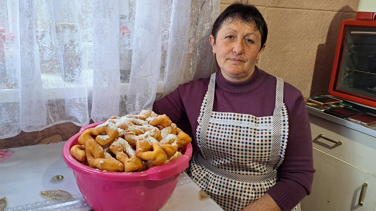 Хворост. Простой, классический рецепт на кефире