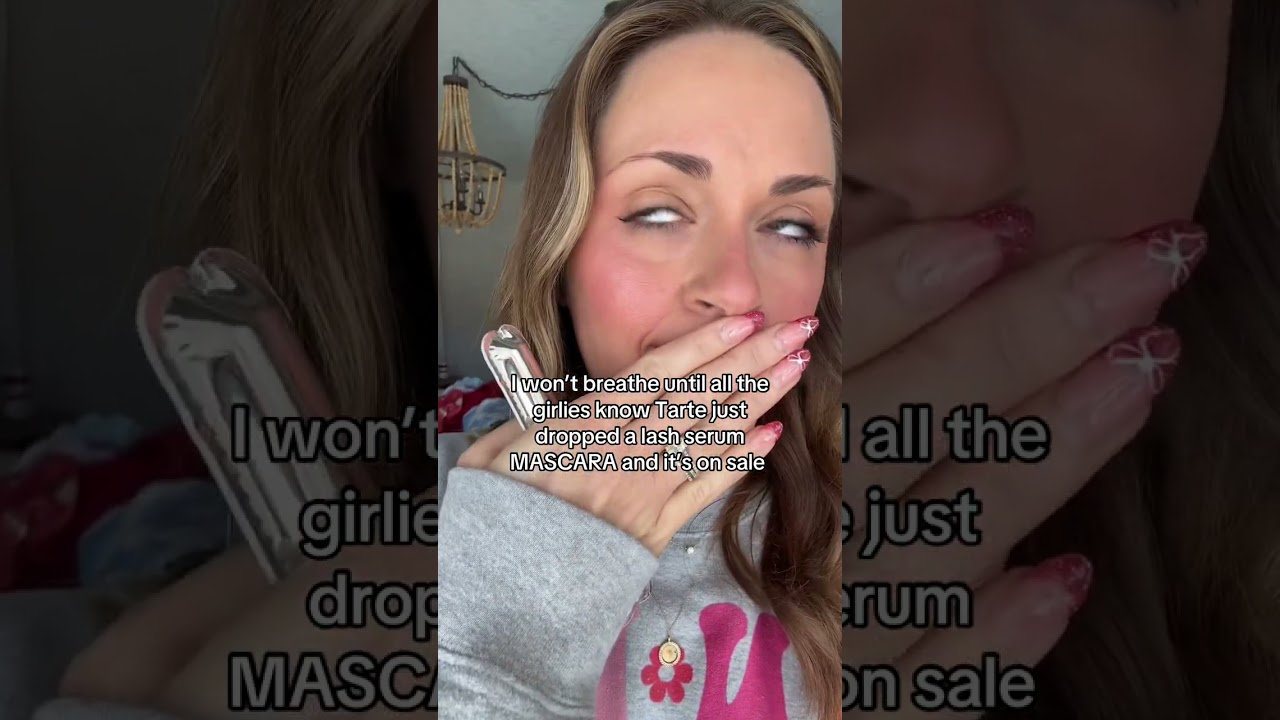 They really said lights, camera, LASHES 💁🏼‍♀️ cosmetics 