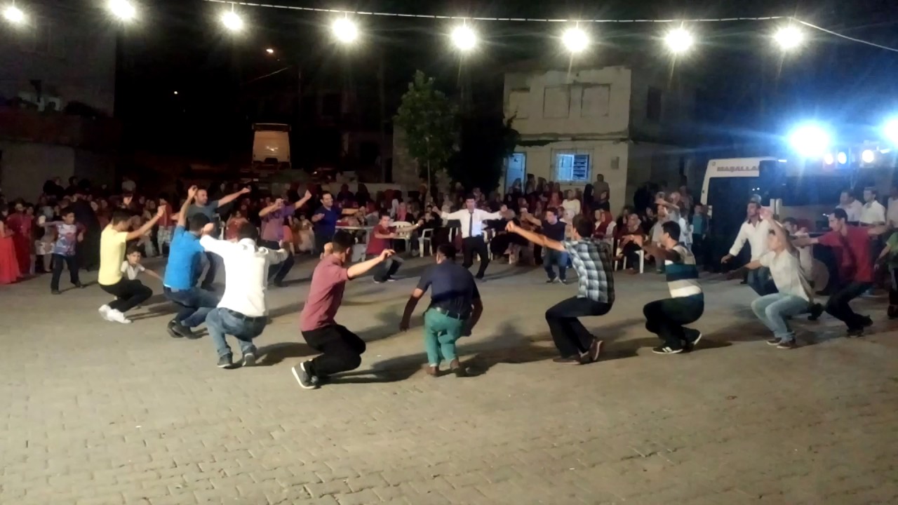 Bigadiç Dedeçınar Köyü Gençleri Karşılama (Bengi) Oyunu