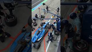 Williams double pit stop 😅😬 #f1 #formula1 #barcelonagp #williamsracing #f1drivers #fyp #viral