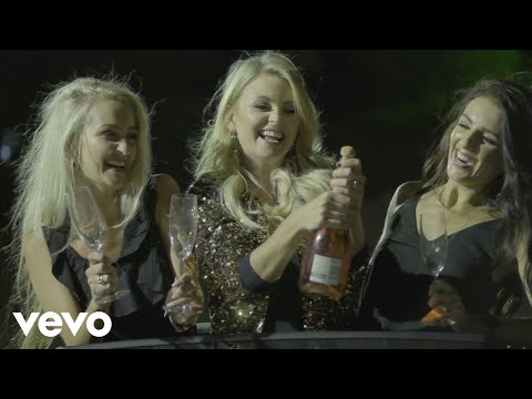 Leah – Girls Night