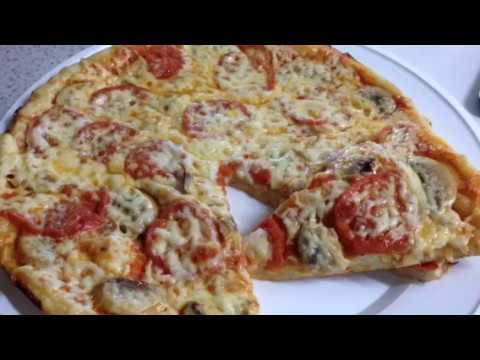 Пицца с шампиньонами и помидорами. Самая вкусная пицца.