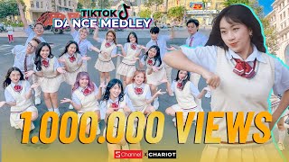 TIKTOK DANCE MEDLEY 2022 (Full 4K): Hong bé ơi, Đồng chí Tlinh..| SchannelxChariot | Dance in public