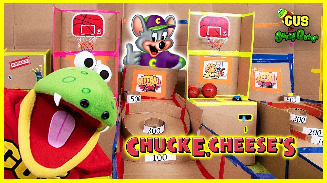 Box Fort Chuck E Cheese Challenge Let S Play Arcade Games Youtube - lets play roblox chuck e cheese with gus gus the gummy