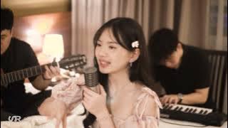 Saving Reggie Session | Monica Christiana - Malam Tak Berjudul (Acoustic) - Live Session