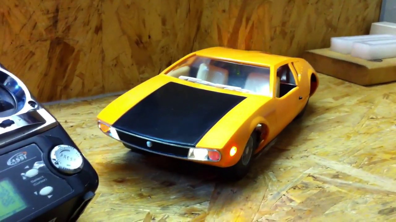 De Tomaso Mangusta V8-Sound PIKO GDR Kaltstart - YouTube