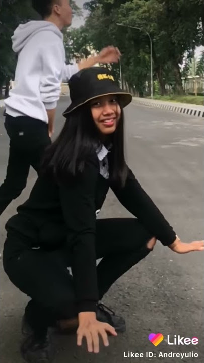 Tik tok Dea Siregar like