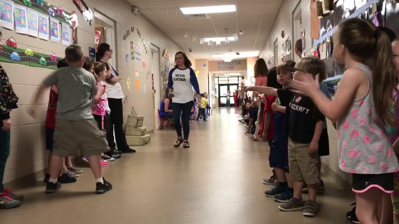 Etowah High Senior Walk