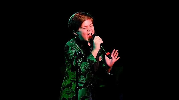 Charlie Carroccio sings THE WIZARD & I at Broadway...