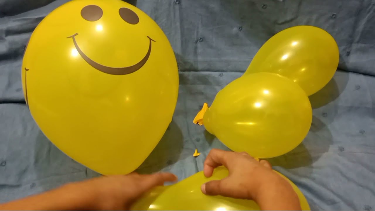 yellow smile balloon