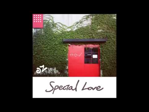 Oz (+) Special Love