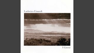 Video thumbnail of "Ludovico Einaudi - In un'altra vita"