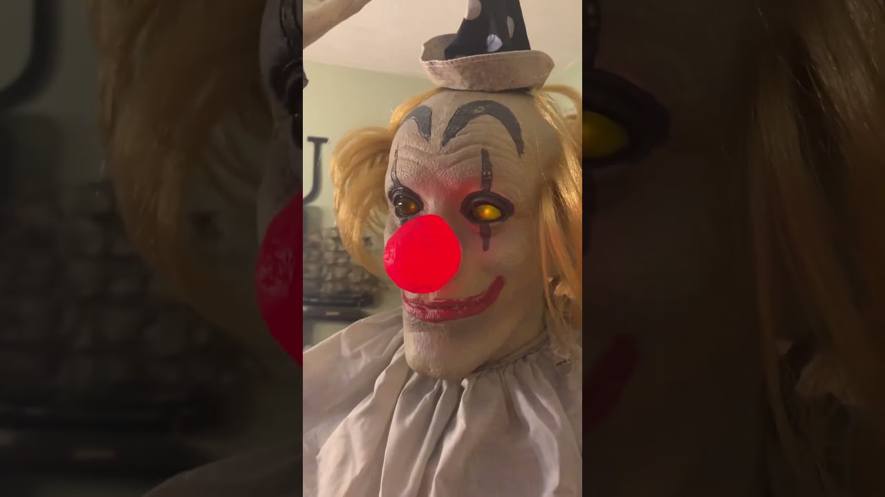 Spirit Halloween 2019 | Waving Wally | DEMO