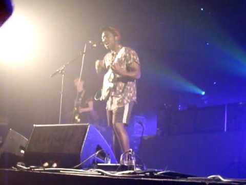 Bloc Party - Real Talk live Manchester HMV Ritz 20/6/12 new song