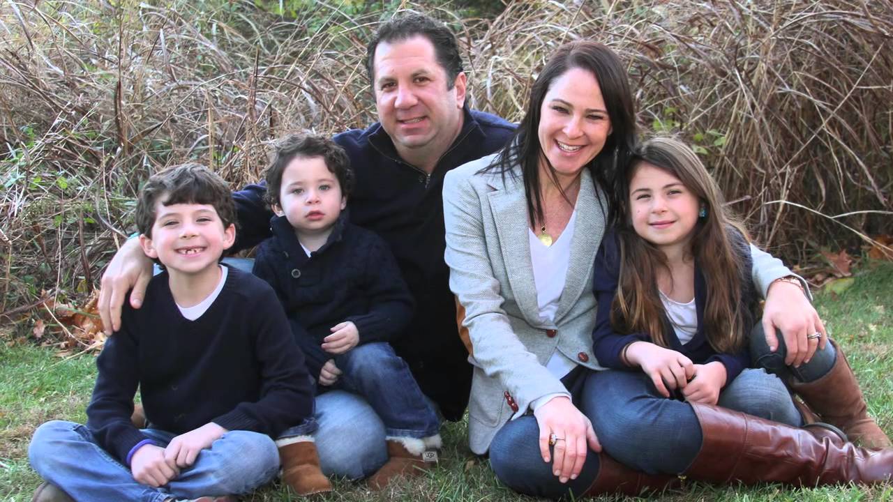 Grosberg Young Leadership Awards