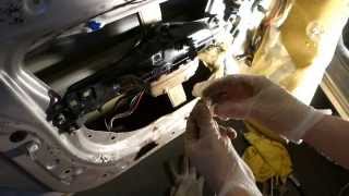 How to replace door lock cylinder Toyota Corolla. Key lock.