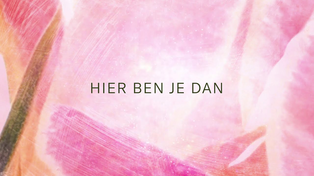 Kinga Bán // Hier ben je dan // Geboren - YouTube
