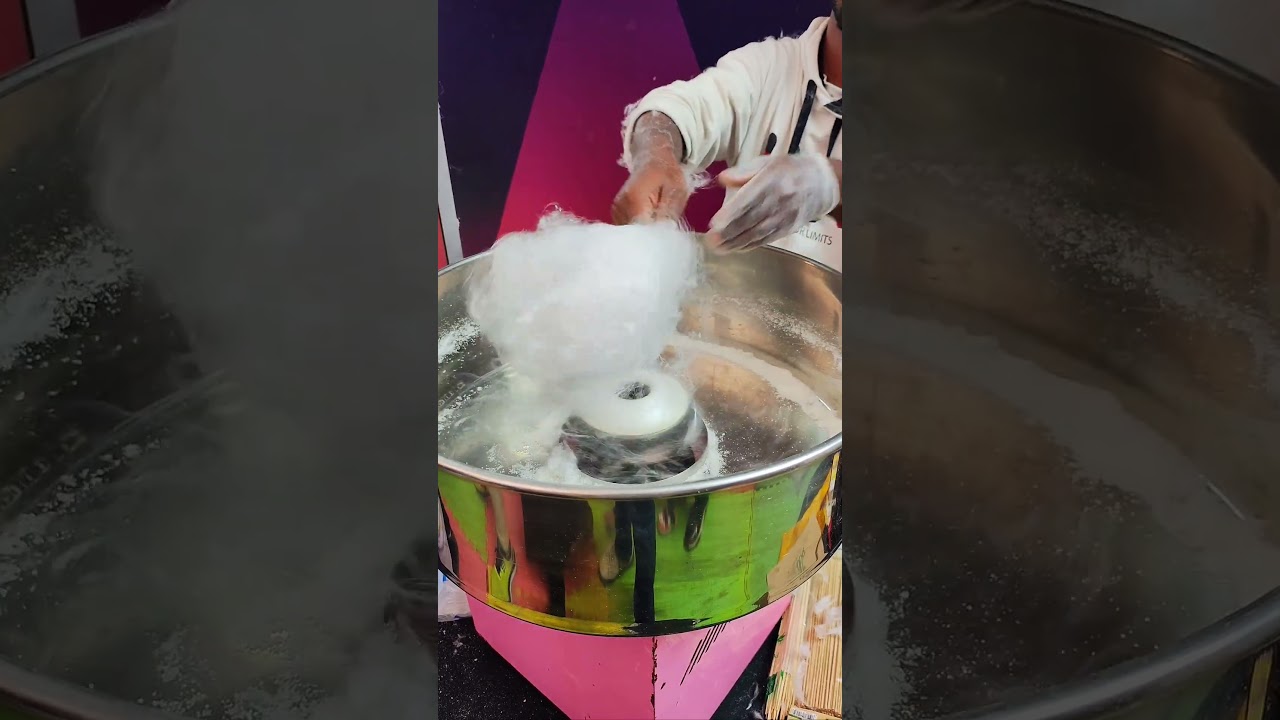 Cotton candy and popcorn 🍿 making #bahrain #bapco #bahrainlife
