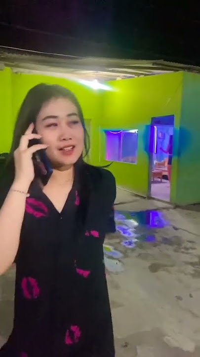 viral lc karaoke cantik bohay hot #fyp #viral #shorts