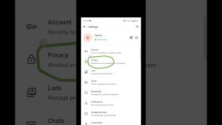 Hide double tick on WhatsApp
