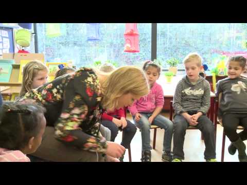 Video: Een Groep Opzetten Op De Kleuterschool Kinder