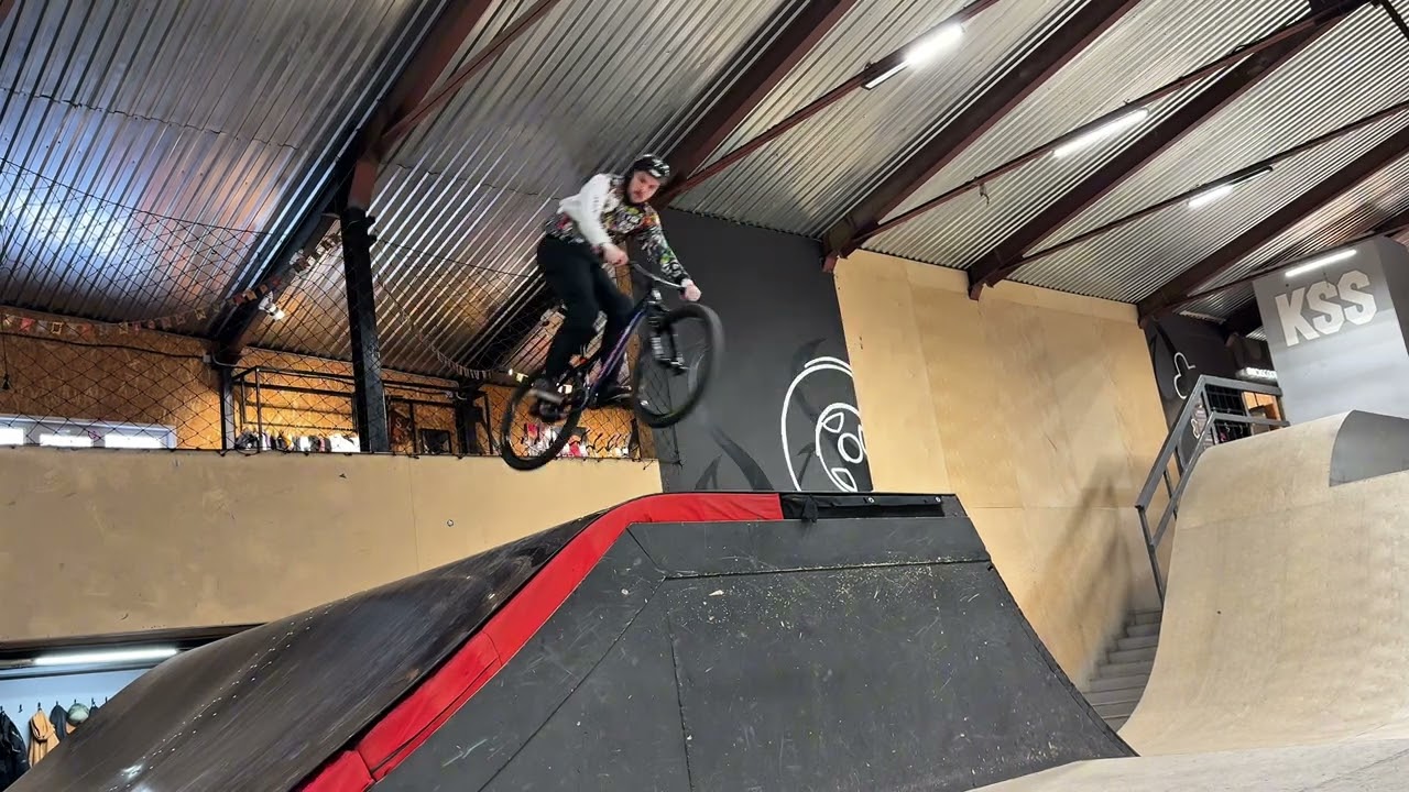 Трак 360 барспин  мтб в бмх парке 