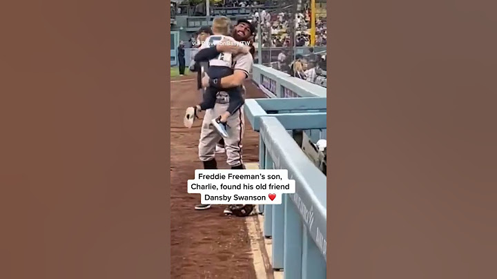 Freddie Freeman's son sees an old friend when his dad plays his former team 🥺 #shorts