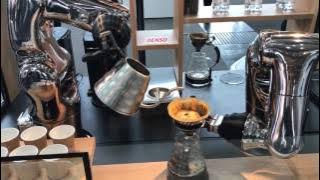 DENSO Robot to put in coffee