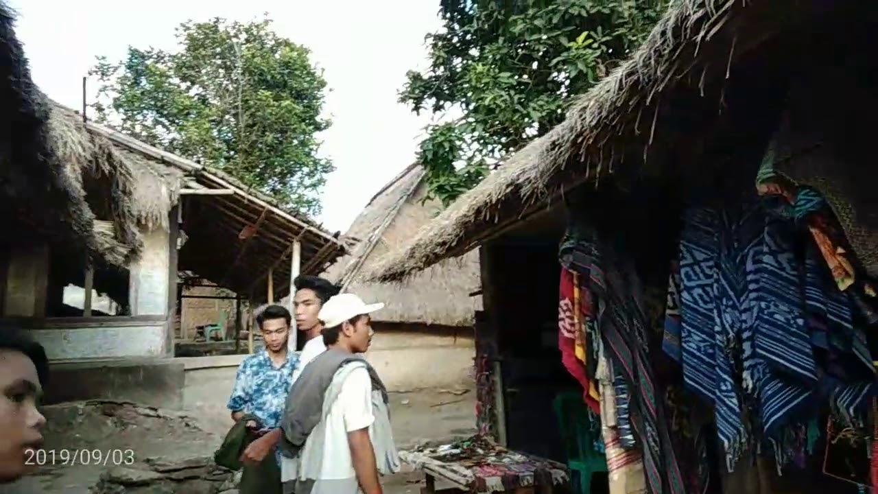 Wisata Lombok  rumah  tradisional sasak YouTube