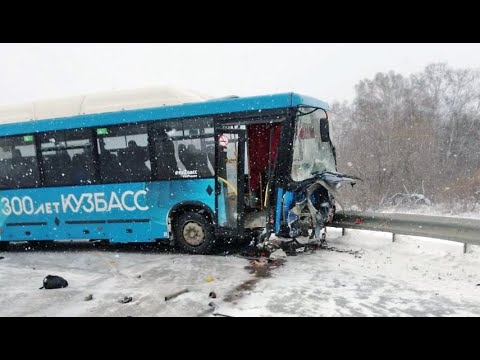 Попутка на тот свет: пять человек погибли в жуткой аварии в Кемеровской области