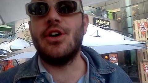 Nicolas Fontaine saluda a Fido Contreas