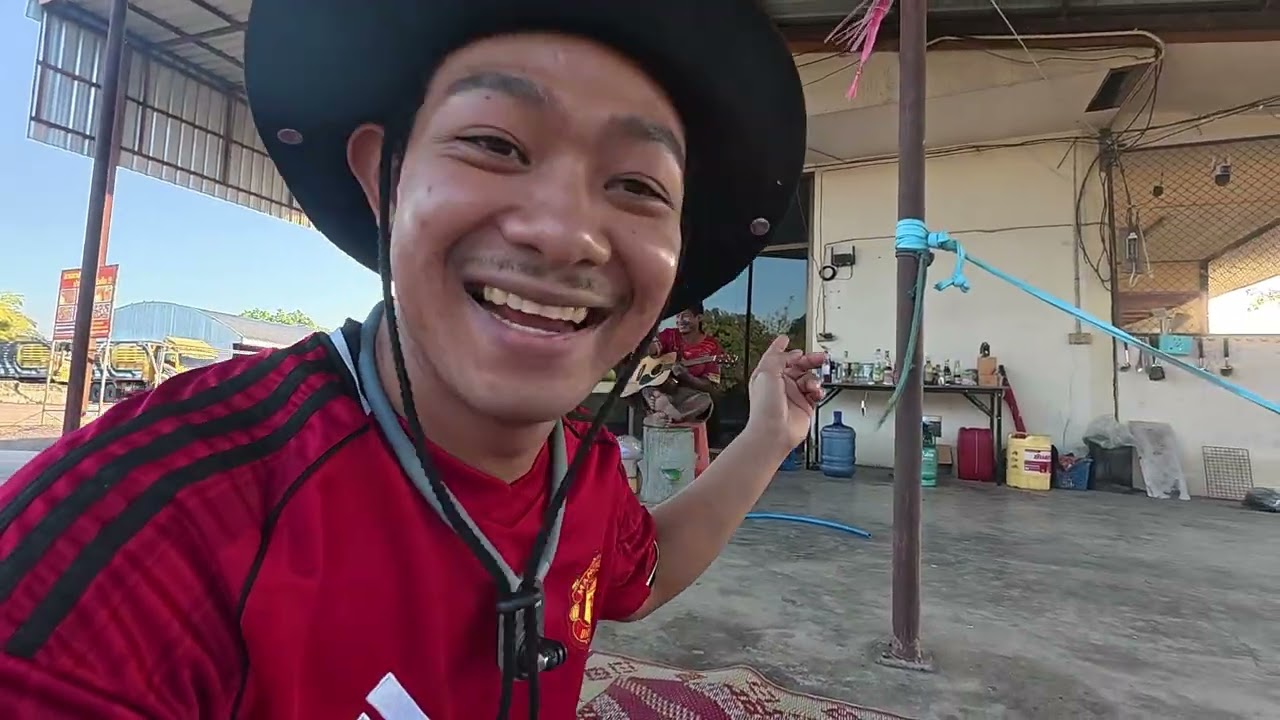 อามอสเสนอตอน "เมนูลับ"