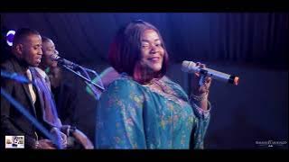 Fr Emmanuel Musongo en concert au pullman lubumbashi avec la sr Eunice manyanga dans kozanga yesu