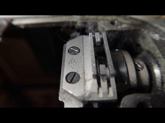 How to set/load BOBBIN CASE in Singer machines properly